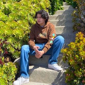 Meet your Posher, Peter